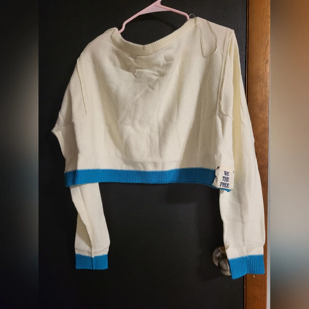 Free People Cream Cropped Sweater with Teal Trim - Picture 5 of 16